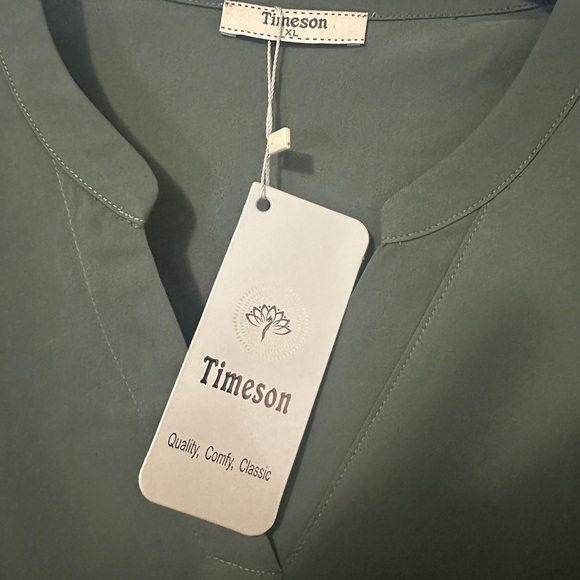 3/4 Sleeve V-neck Blouse - Picture 6 of 8